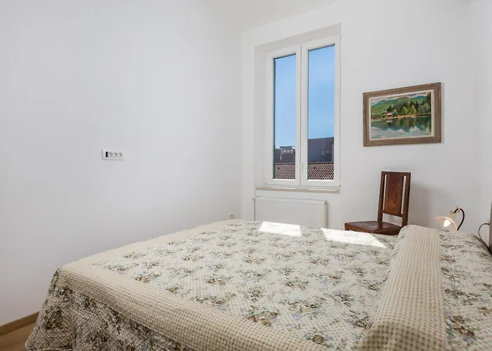 Vera Apartment