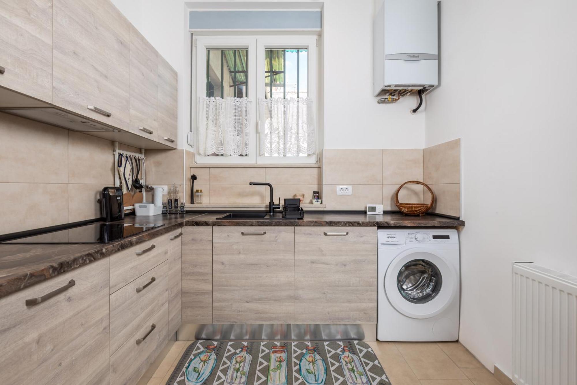 Vera Apartment